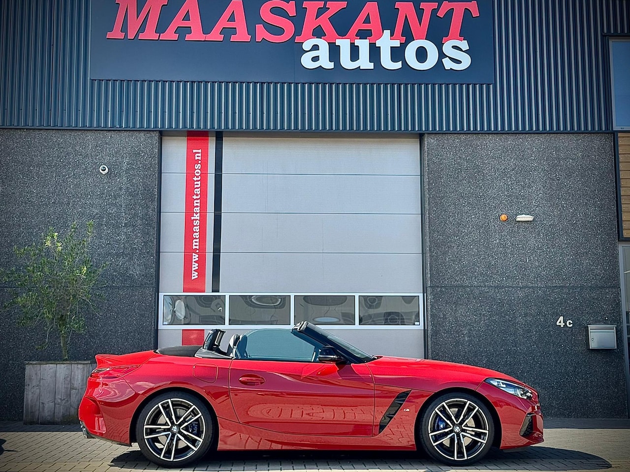 BMW Z4 Roadster - (g29) M40i/ M-Sport / San Francisco red / Hud / Heated steeringwheel / Hud / 5X Z4 G29 OP - AutoWereld.nl