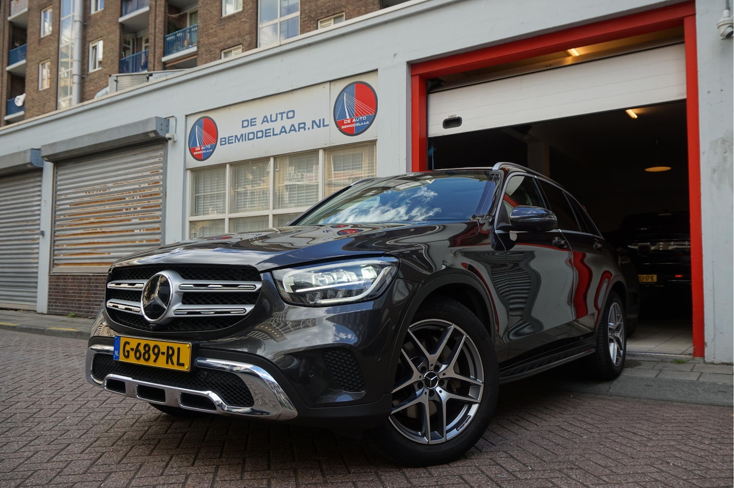 Mercedes-Benz GLC-klasse - 200 Business Solution Limited | Origineel NL | Panoramadak | Trekhaak | Adaptive + Lane De - AutoWereld.nl