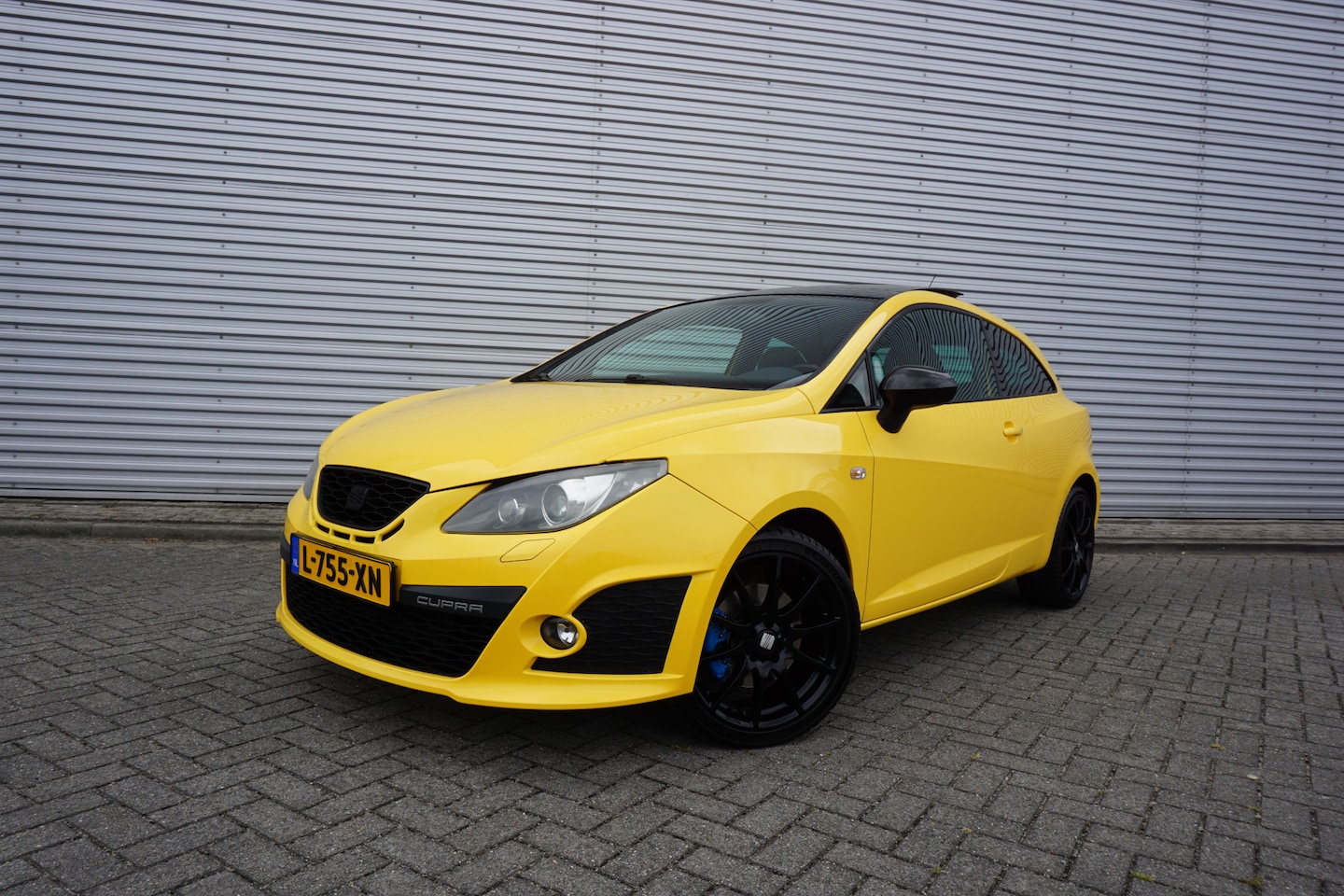 SEAT Ibiza SC - 1.4 TSI Cupra AUTOMAAT - Climate / Navi / Carplay / Pano / Carbon / Miltek - AutoWereld.nl