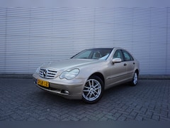 Mercedes-Benz C-klasse - 180 K. Elegance Airco / Cruise / Elektr. ramen / Trekhaak / Lm velgen / NAP