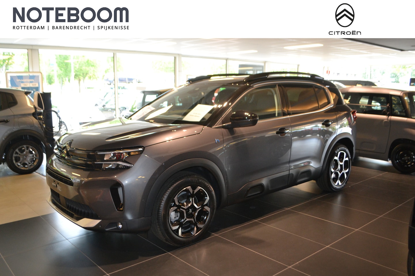 Citroën C5 Aircross - 1.6 Plug-in Hybrid 225pk Max I PANORAMADAK I NAVIGATIE I ACHTERUITRIJCAMERA I PARKEERSENSO - AutoWereld.nl