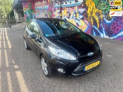 Ford Fiesta - 1.25 Titanium airco navigatie mooie velgen elektrische ramen cv zeer leuke auto