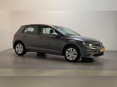 Volkswagen Golf - 1.0 TSI 116pk 6-bak Comfortline Navigatie Parkeersensoren Climate Control DAB+