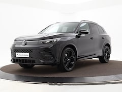 Volkswagen Tiguan - 1.5 272pk DSG eHybrid R-Line Business · Camera · Elek. Trekhaak · Dodehoek Detectie · Appl
