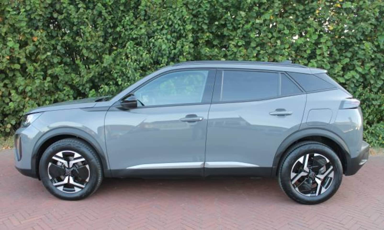 Peugeot 2008 - 1.2 Hybrid 136pk e-DCS6 Allure