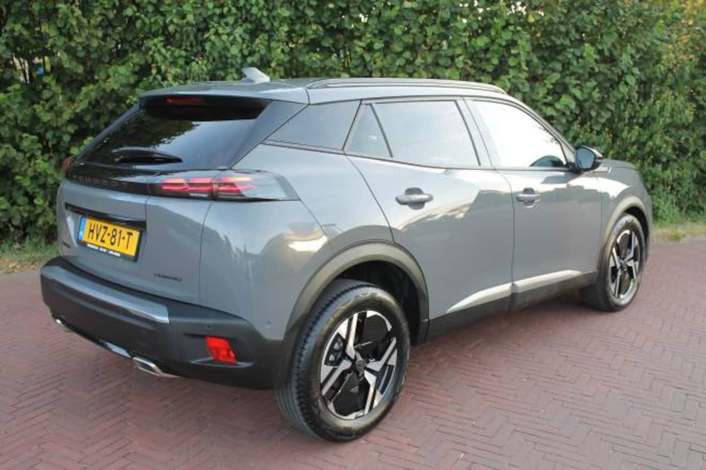Peugeot 2008 - 1.2 Hybrid 136pk e-DCS6 Allure