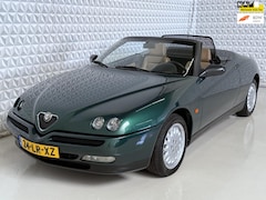 Alfa Romeo Spider - 3.0-12V V6 L Disegno Pininfarina (1995)