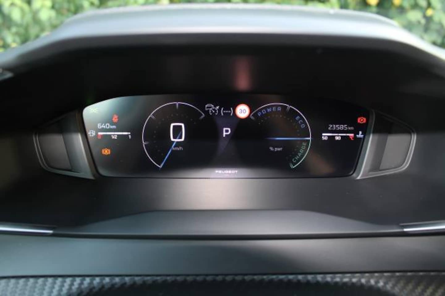 Peugeot 2008 - 1.2 Hybrid 136pk e-DCS6 Allure