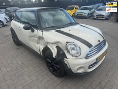 MINI Cooper - 1.6 Business Line schade