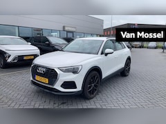 Audi Q3 - 45 TFSI e S edition