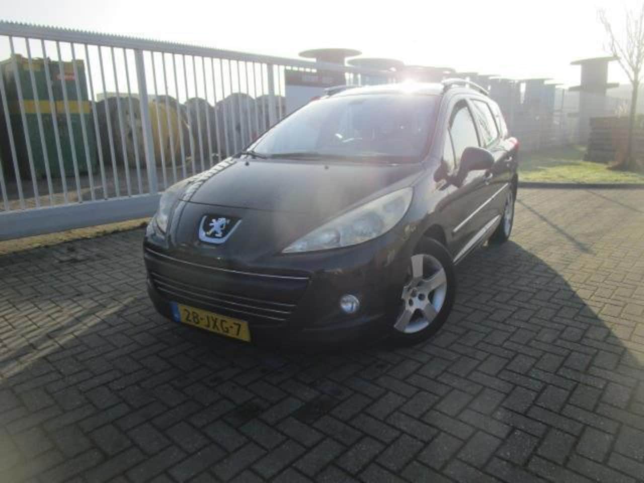 Peugeot 207 SW - 1.6 VTi XS Automaat - AutoWereld.nl