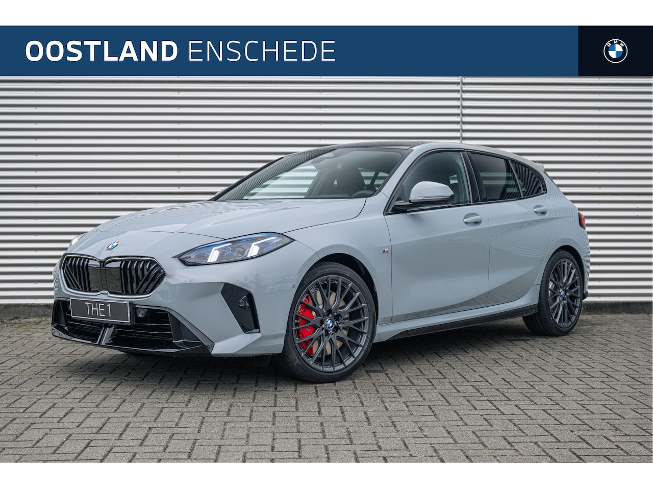BMW 1-serie - 120 High Executive M Sport Automaat / Panoramadak / Sportstoelen / Comfort Access / M Adap - AutoWereld.nl