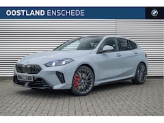 BMW 1-serie - 120 High Executive M Sport Automaat / Panoramadak / Sportstoelen / Comfort Access / M Adap