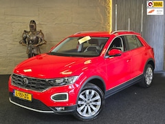Volkswagen T-Roc - 1.5 TSI Sport|GARANTIE|AUTOMAAT|TREKHAAK|DIGI DASH|CAMERA