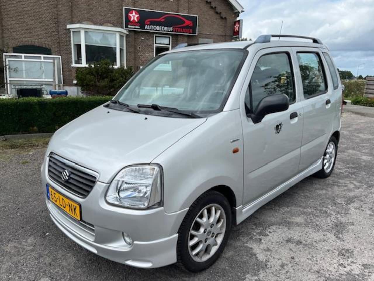 Suzuki Wagon R+ - 1.3 Special 1.3 Special - AutoWereld.nl