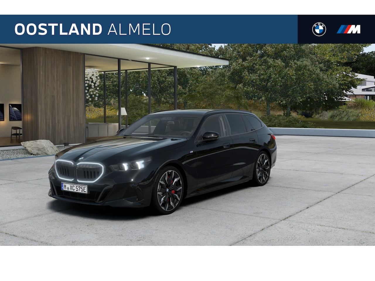 BMW 5-serie Touring - 550e xDrive M Sport Automaat / Panoramadak / Trekhaak / Stoelventilatie / Adaptief onderst - AutoWereld.nl