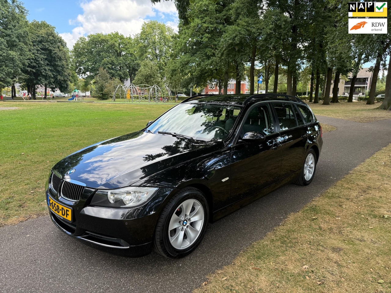 BMW 3-serie Touring - 325i High Executive Automaat ALLE OPTIES - AutoWereld.nl