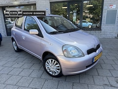 Toyota Yaris - 1.0-16V VVT-i Terra 5Deurs Nieuwe apk