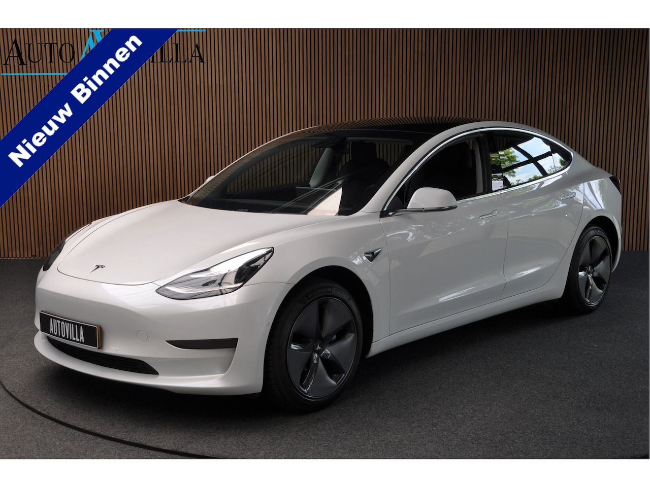 Tesla Model 3 - Standard RWD Plus 60 kWh Autopilot ACC Lane Stuurverwarming - AutoWereld.nl