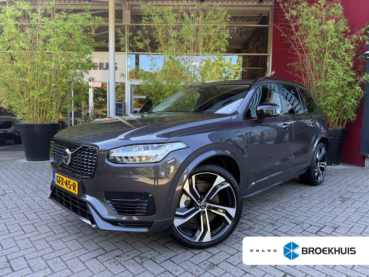 Volvo XC90 - 2.0 T8 Plug-in hybrid AWD Ultra Dark | Luchtvering | Trekhaak | Bowers&Wilkins | Head-up | - AutoWereld.nl