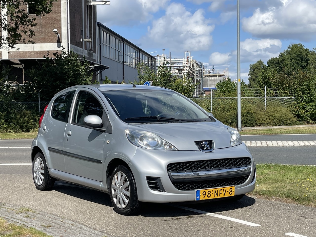 Peugeot 107 - 1.0-12V Urban Move | 5 Deurs | NL & NAP | Nette auto! | Airco - AutoWereld.nl