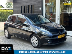Renault Clio - 1.6-16V Dynamique Airco/Audio/Pano/Trekhaak