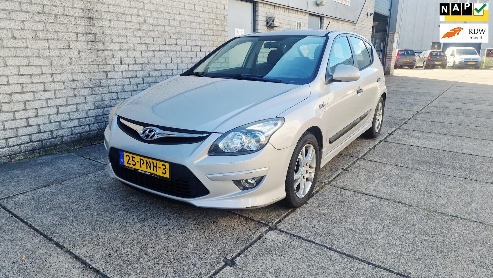 Hyundai i30 - 1.4i i-Drive Cool 3e eigenaar Airco NAP - AutoWereld.nl