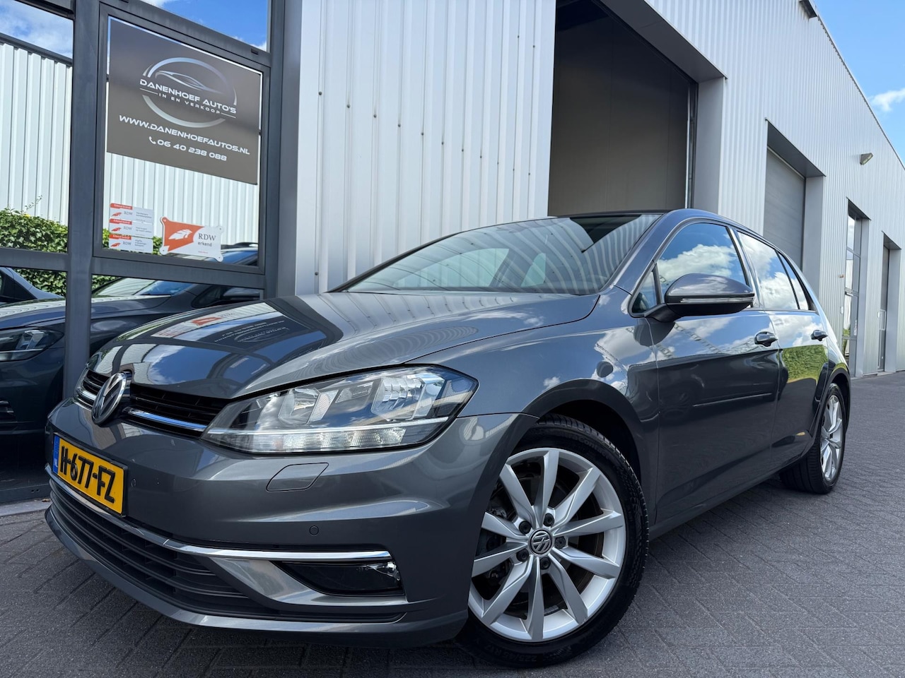 Volkswagen Golf - 1.5 TSI Highline 1.5 TSI Highline - AutoWereld.nl