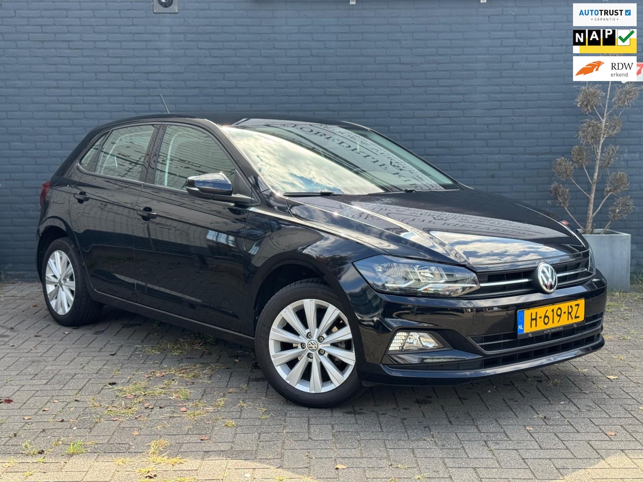 Volkswagen Polo - 1.0 TSI Comfortline Navi CarPlay ACC PDC! inruil mogelijk! - AutoWereld.nl