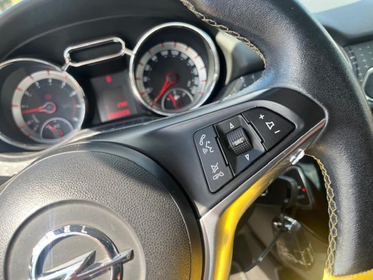 Opel ADAM - 1.4 Slam 1.4 Slam, ECC, 101 PK 1 jaar Bovag garantie