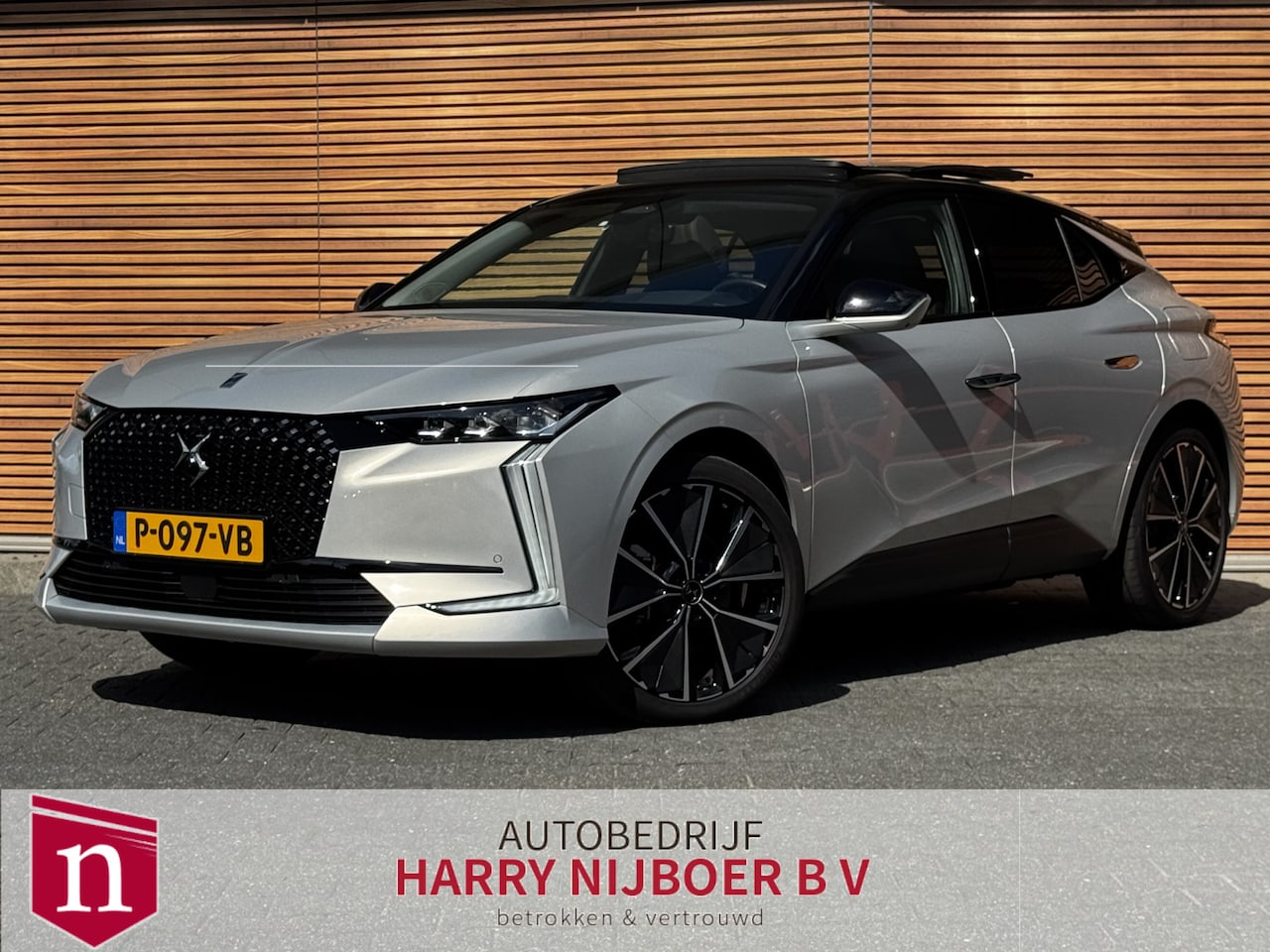 DS 4 - E-Tense La Première Panoramadak / Lederen bekleding / 360 Camera - AutoWereld.nl