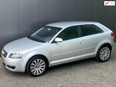 Audi A3 - 1.6 Attraction airco nette auto