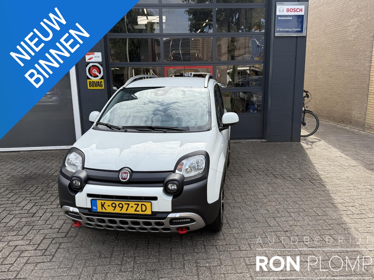 Fiat Panda - 1.0 Hybrid Cross / Airco clima/ Apple carplay/ PDC/ LED/ Trekhaak - AutoWereld.nl
