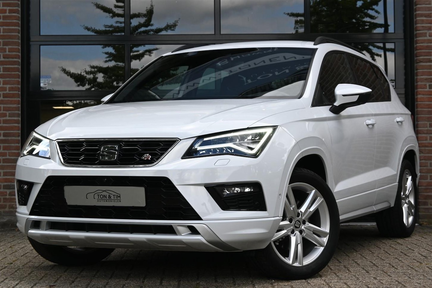 SEAT Ateca - 1.5 TSI FR 4Drive Virtual Trekhaak BEATS Carplay CAM '19 - AutoWereld.nl