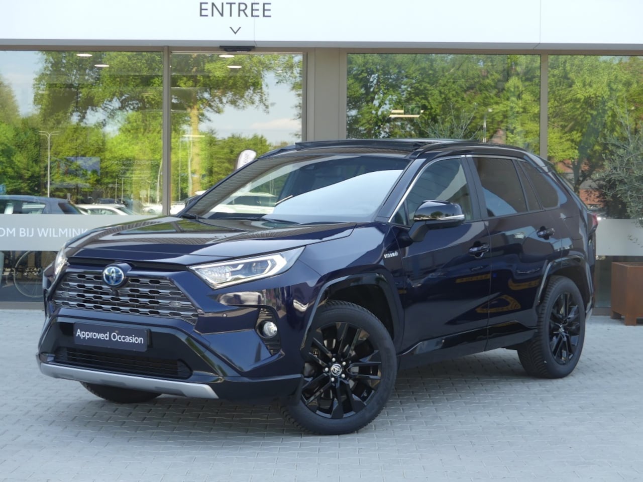 Toyota RAV4 - 2.5 Hybrid Bi-Tone | Leder | Panodak | TREKHAAK | JBL - AutoWereld.nl