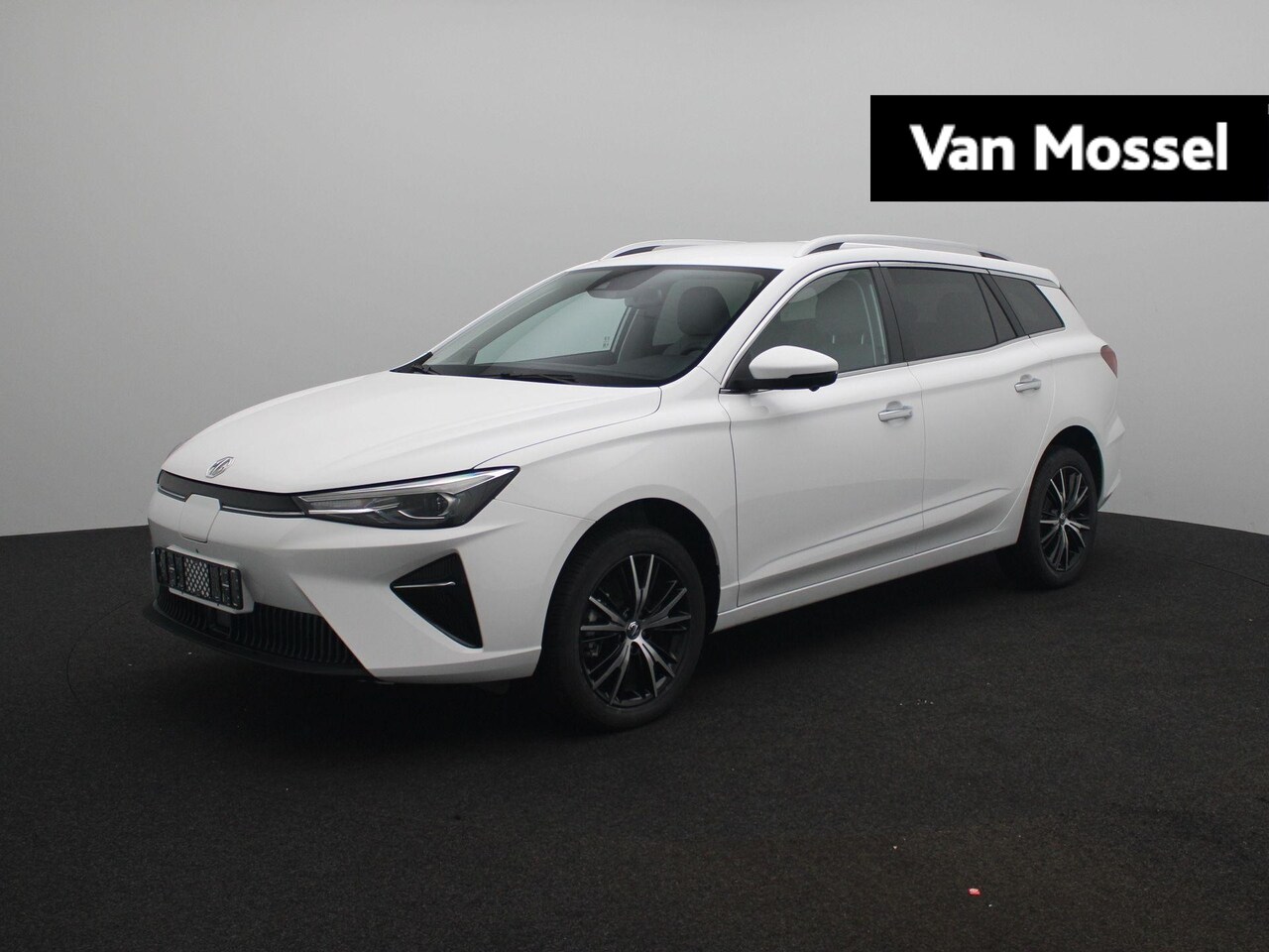 MG MG5 Electric - Long Range Comfort 61 kWh | Profiteer nu van €7.000 voordeel en rijd al vanaf €172,- netto - AutoWereld.nl