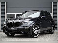 BMW X5 - xDrive45e M-SPORT / SKYLOUNGE PANO / LASER / HUD / LEDER INDIVIDUAL / 4WIELSTURING / SOFTC