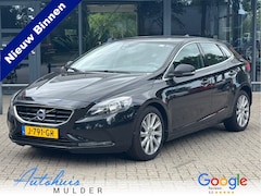 Volvo V40 - 2.0 D2 Momentum Leer/Trekhaak/Navi/Clima/Cruise/LM-Velgen