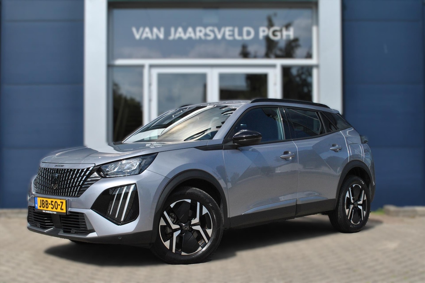 Peugeot 2008 - 1.2 Hybrid 145pk e-DCS6 Allure - AutoWereld.nl