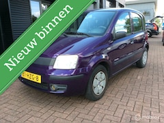 Fiat Panda - 1.1 Actual Navigatie Airco Elektrische RM Nap Boekjes