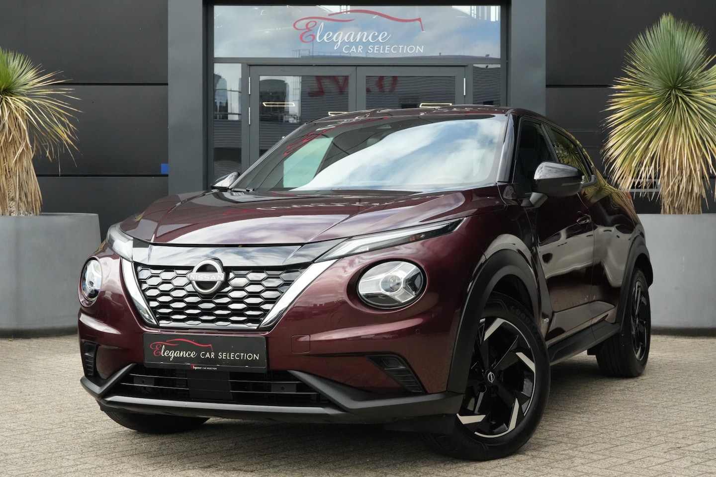 Nissan Juke - 1.6 Hybrid N-Connecta 143pk AppleCarplay/Camera/Cruise - AutoWereld.nl
