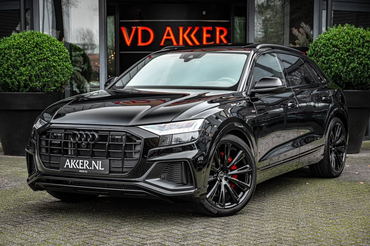 Audi Q8 - 60 TFSIe Competition Garantie 11-2028 | Head-up | 360° Camera | Pano.dak - AutoWereld.nl