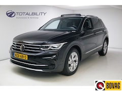 Volkswagen Tiguan - 1.4 TSI eHybrid 245 PK Elegance Business+ | Panoramadak | Wegklapbare trekhaak | Head-up d