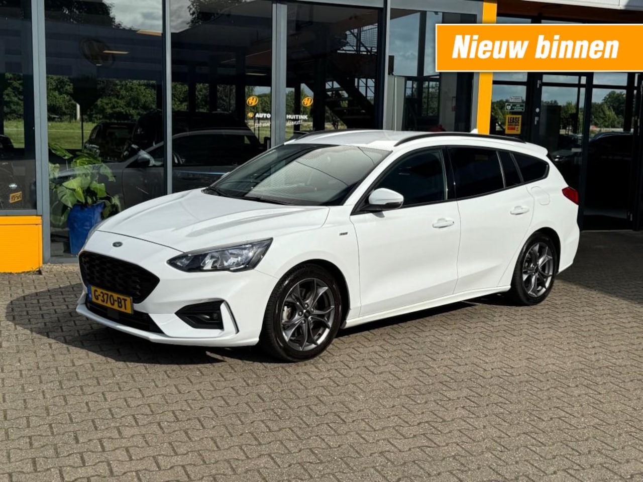 Ford Focus - 1.0 Eco Aut 125 pk ST Line - Navi - Apple/android - camera -stoel/stuur verw - AutoWereld.nl