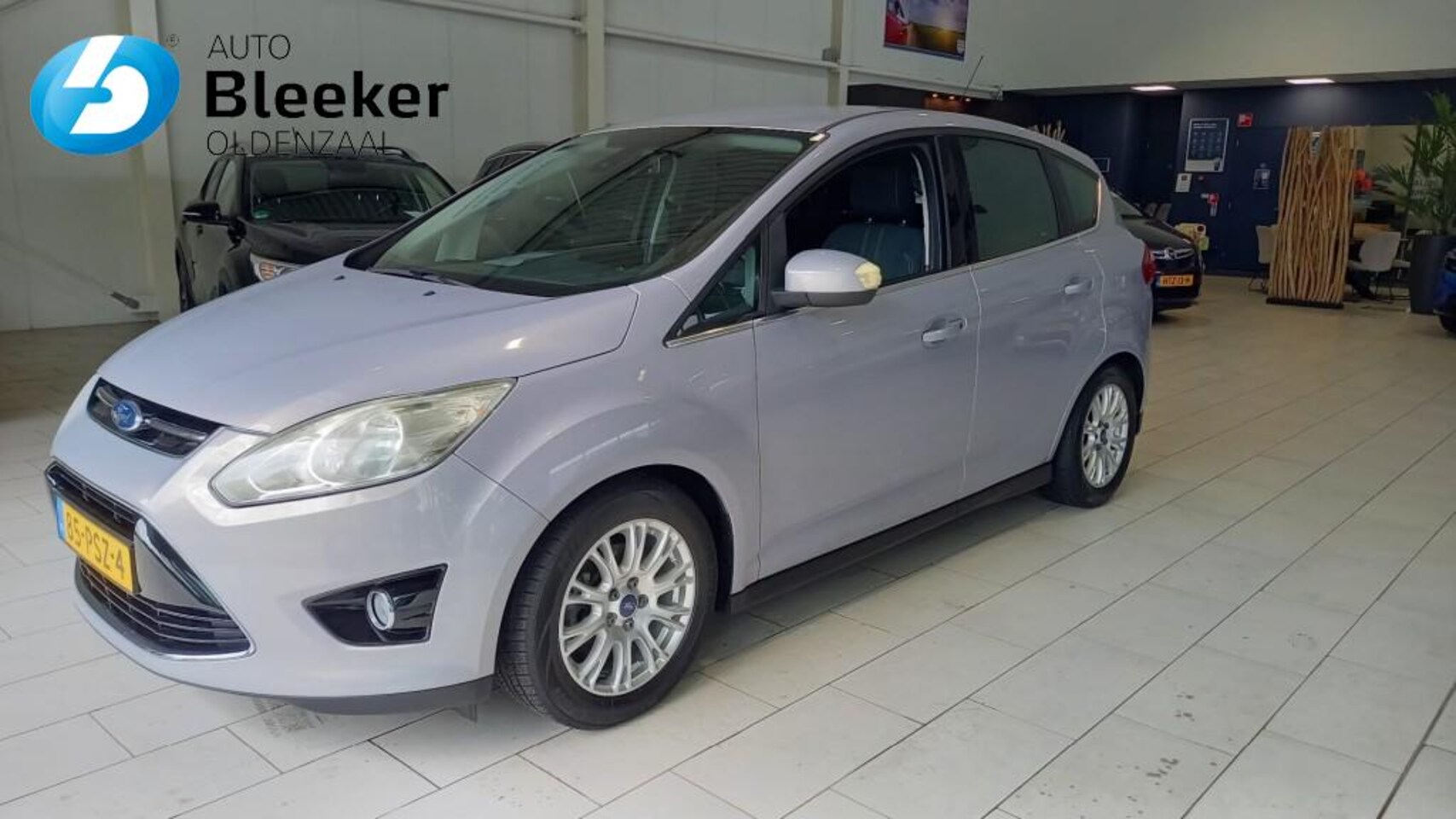Ford C-Max - 1.6 Titanium Airco Navi Cruise Trekhaak Voorruit verwarmd - AutoWereld.nl