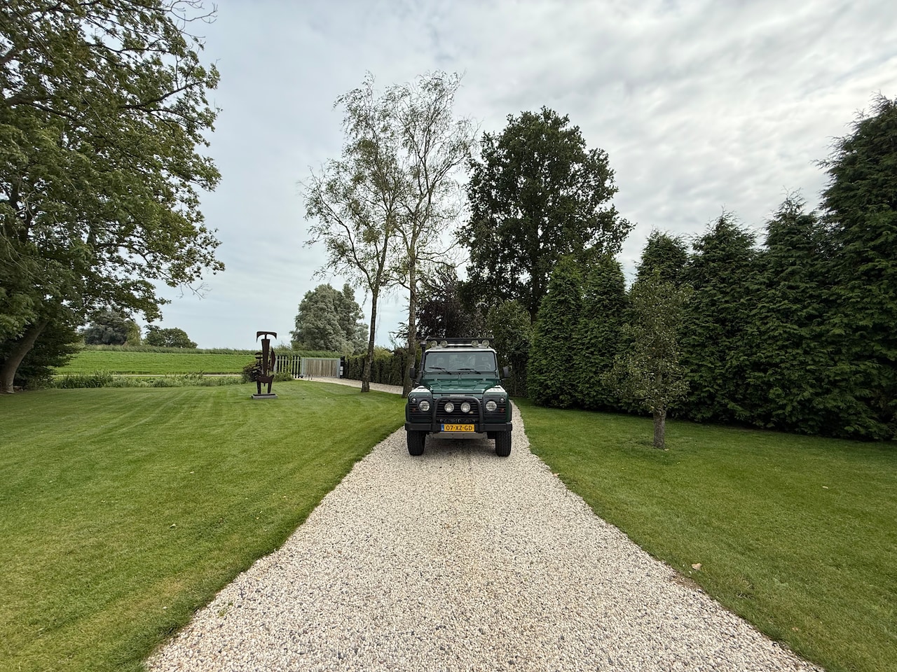 Land Rover Defender - 2.5 TD5 90 SW SE Airco NL auto eerste eigenaar