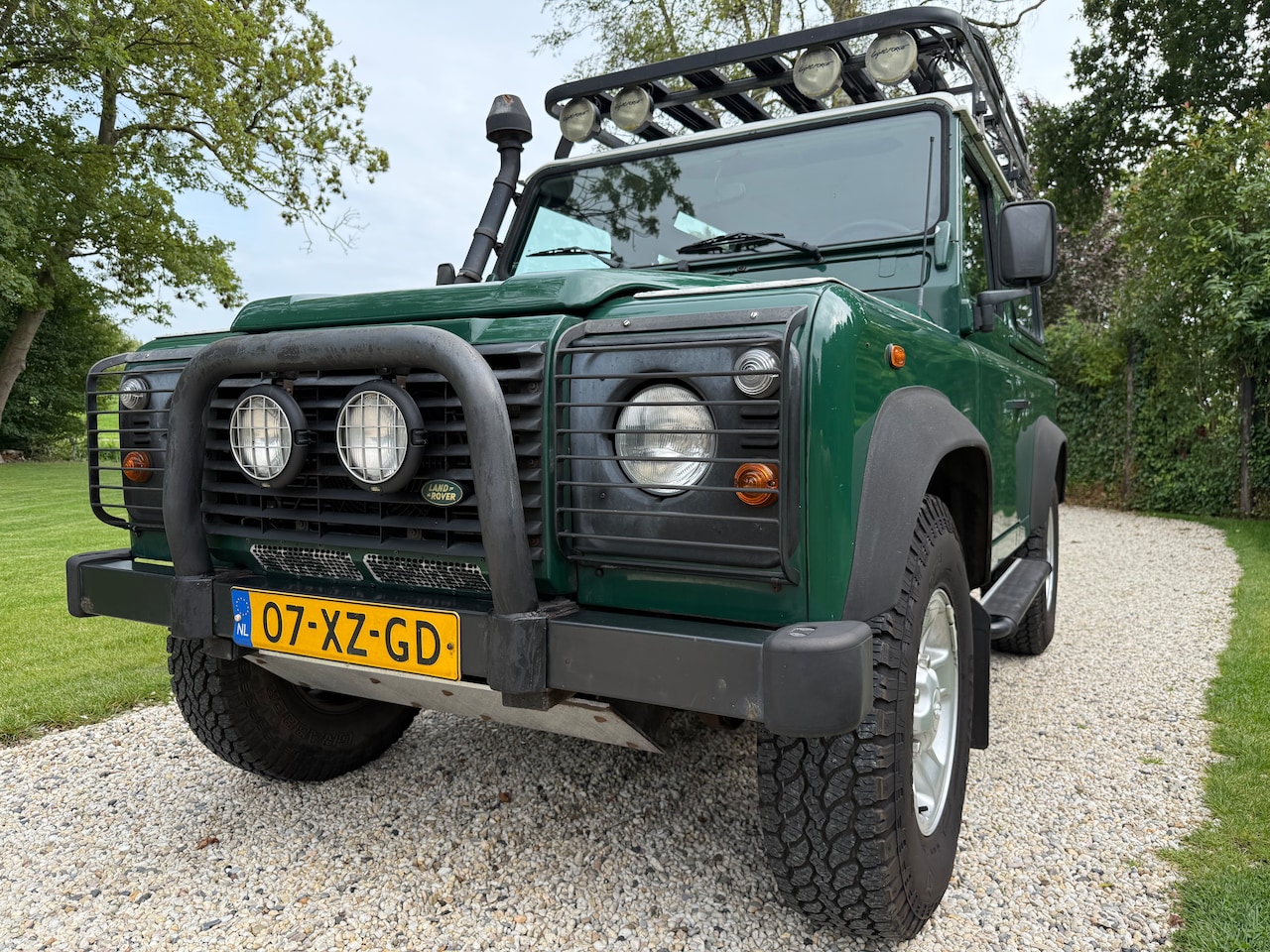 Land Rover Defender - 2.5 TD5 90 SW SE Airco NL auto eerste eigenaar