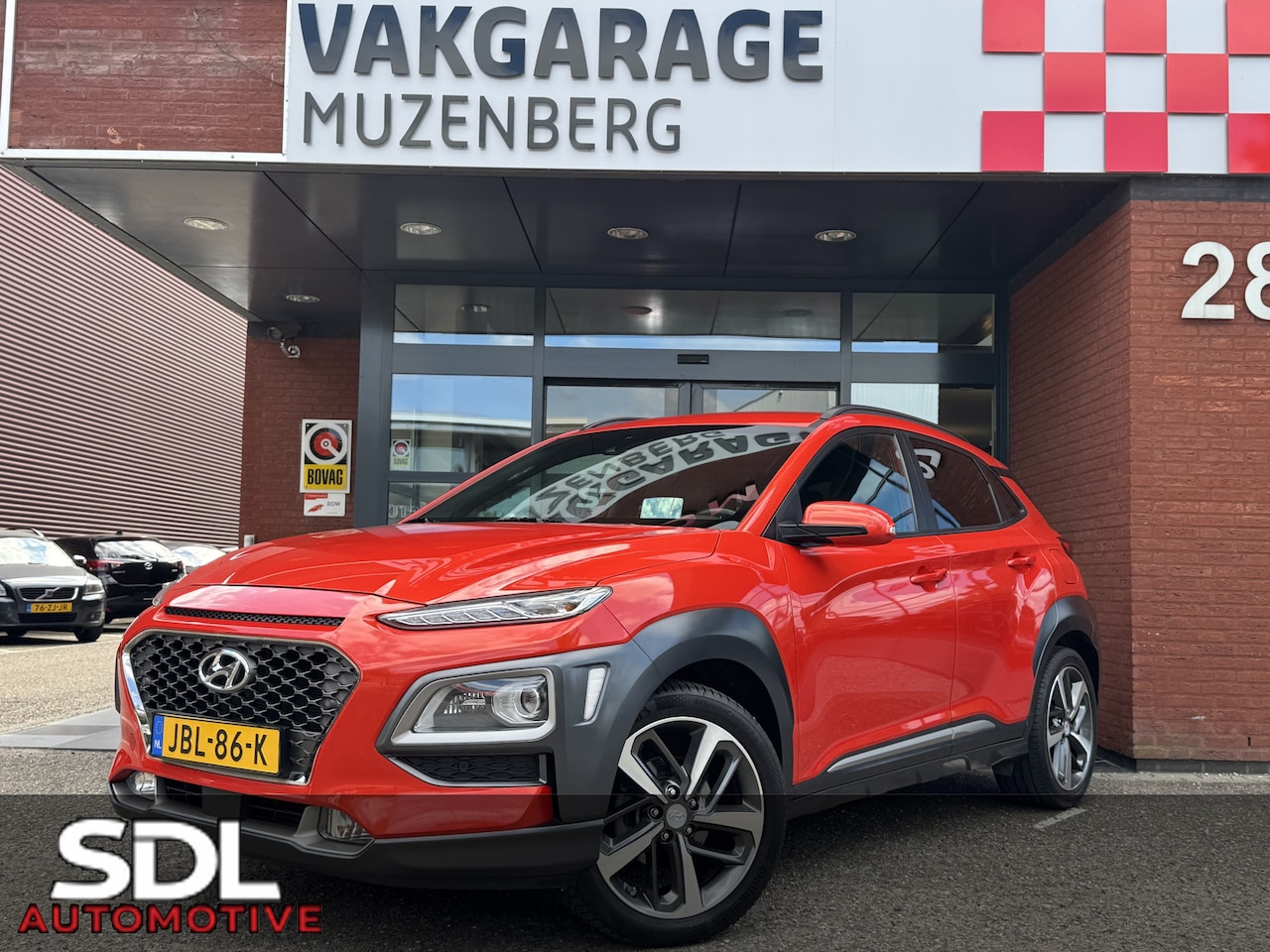 Hyundai Kona - 1.0 T-GDI Premium // KRELL AUDIO // NAVI // CLIMA // CRUISE // HEAD UP DISPLAY // BLIND SP - AutoWereld.nl