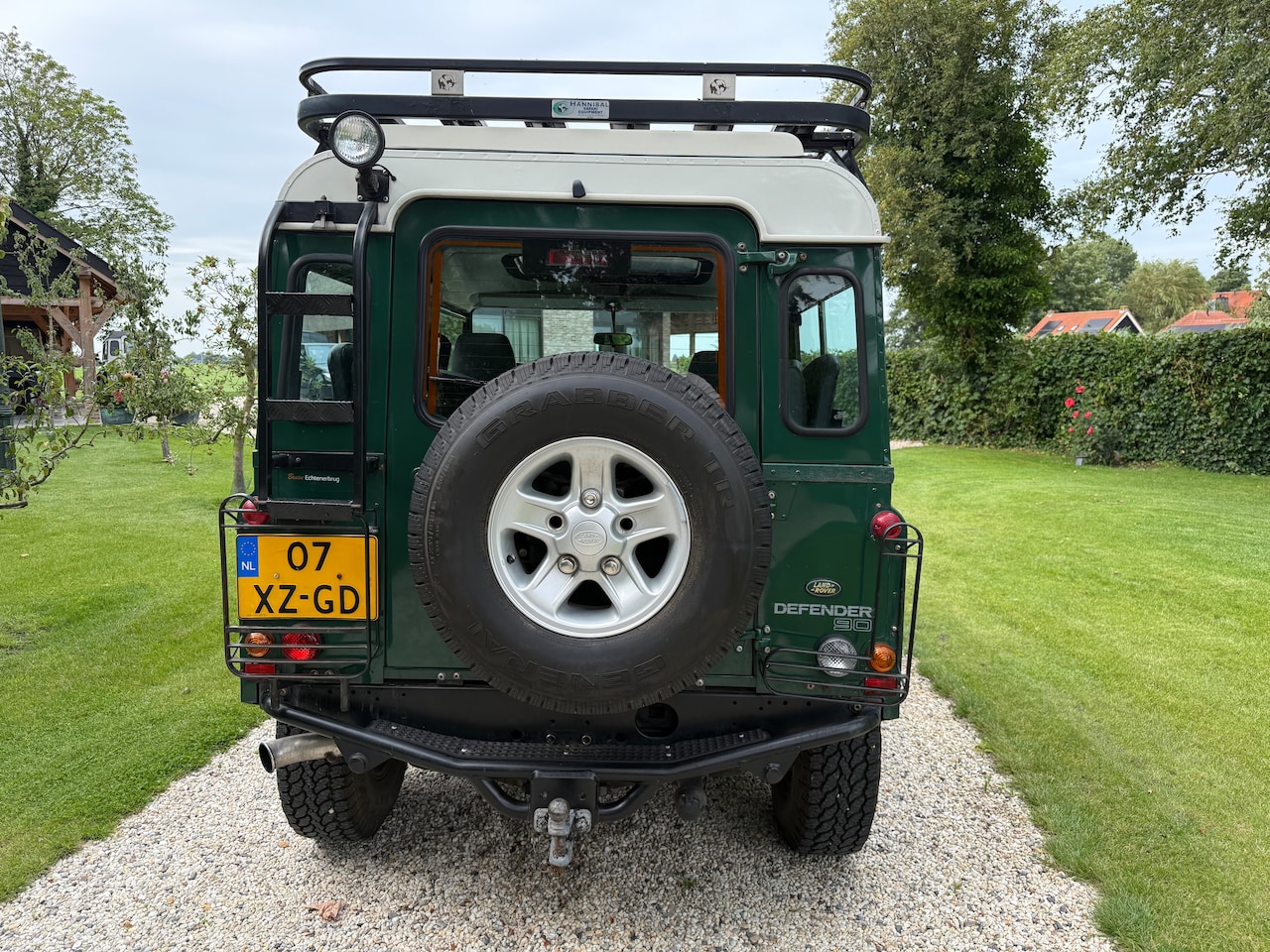 Land Rover Defender - 2.5 TD5 90 SW SE Airco NL auto eerste eigenaar