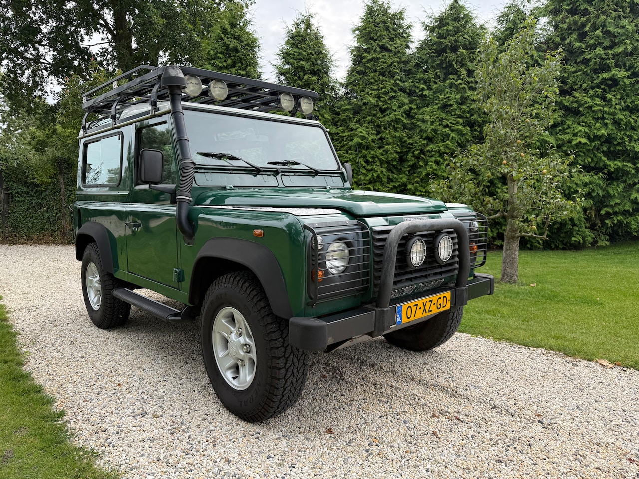 Land Rover Defender - 2.5 TD5 90 SW SE Airco NL auto eerste eigenaar
